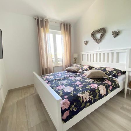 Villa Divina With Private Heated Pool Pula Buitenkant foto